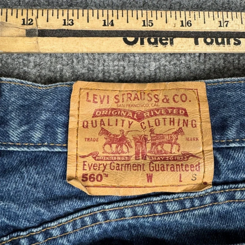 Levis Jeans Mens Size 30x29 Blue 560 Loose Fit Straight Leg Distressed USA Made